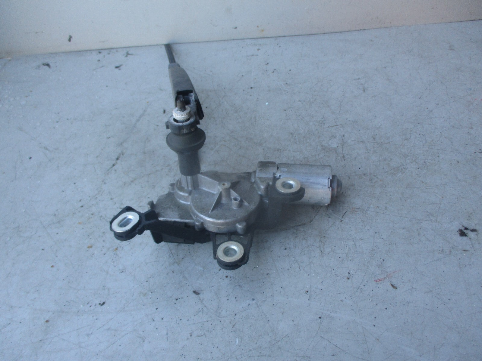2008 VW VOLKSWAGEN POLO REAR WIPER MOTOR 606955711A