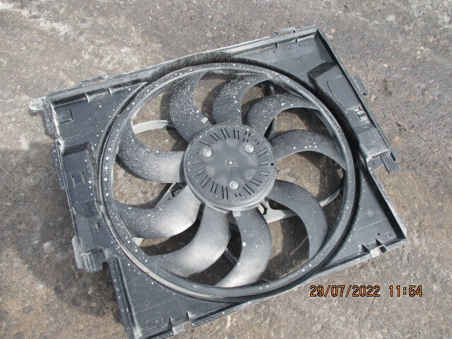 BMW 3 SERIES F30 2017 RADIATOR COOLING FAN 8641947