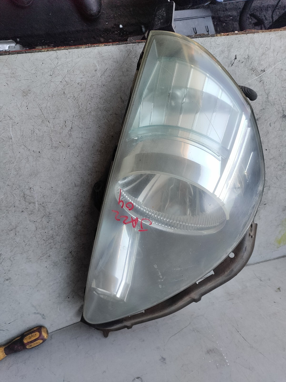 2004 HONDA JAZZ MK2 NSF PASSENGER SIDE FRONT HEADLIGHT HEADLAMP
