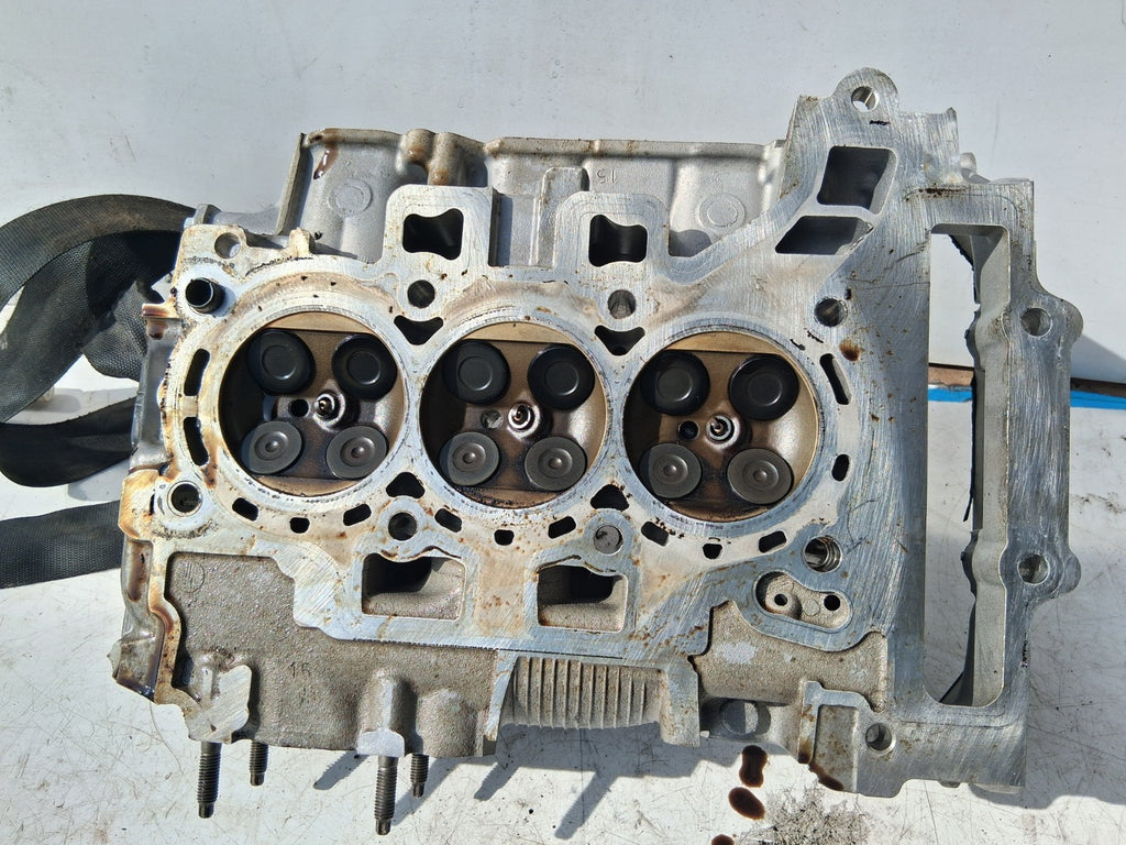 2021 CITROEN C4 MK3 1.2 PETROL ENGINE CYLINDER HEAD WITH VALVES 9810874110