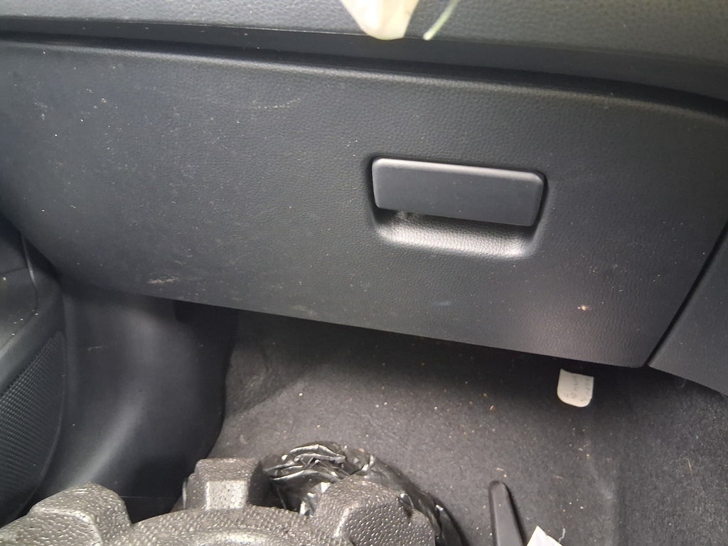 2023 TOYOTA YARIS MK4 DASHBOARD GLOVE BOX STORAGE COMPARTMENT