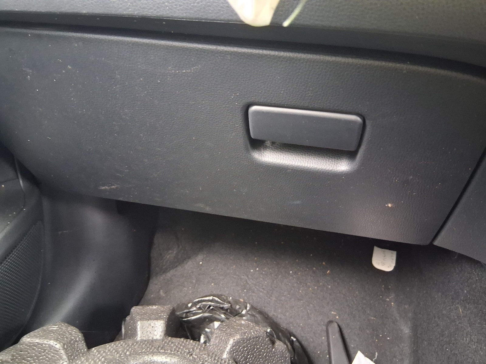 2023 TOYOTA YARIS MK4 DASHBOARD GLOVE BOX STORAGE COMPARTMENT