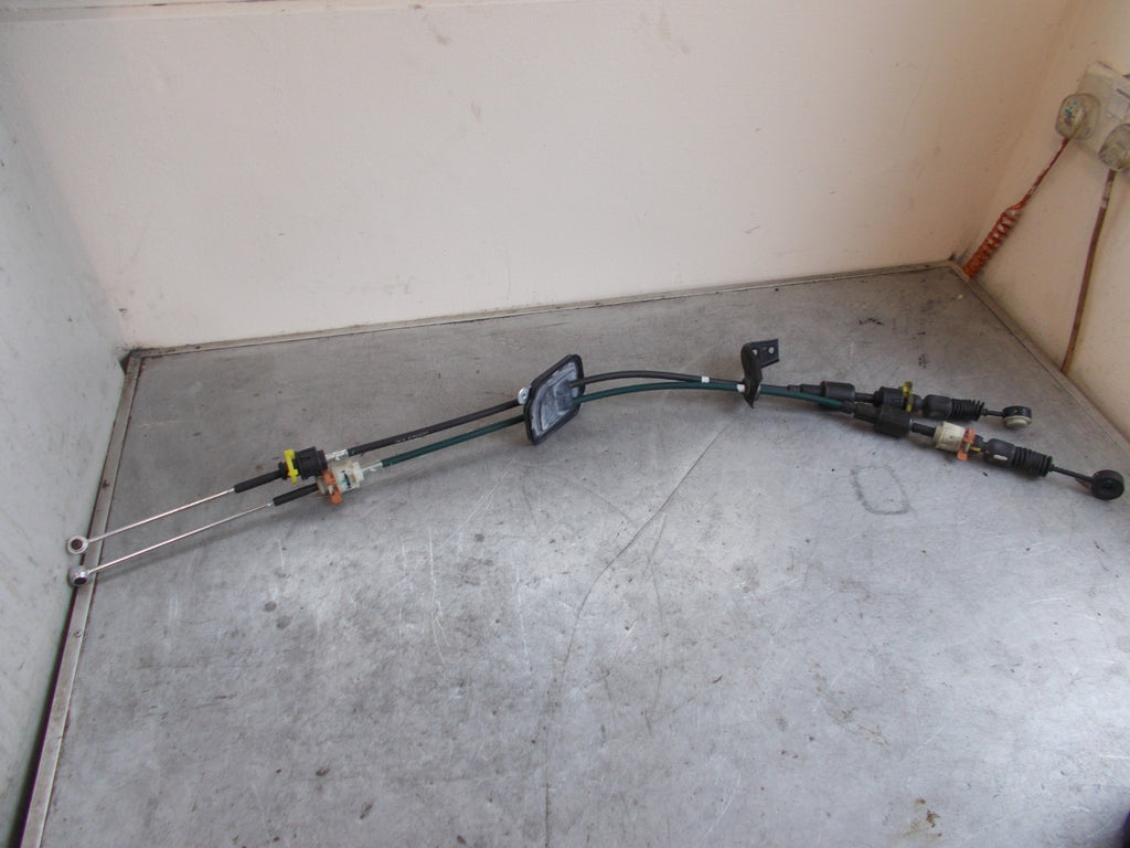 VAUXHALL VIVA 2016 5 SPEED MANUAL GEAR LINKAGE CABLES 530328913 55492099