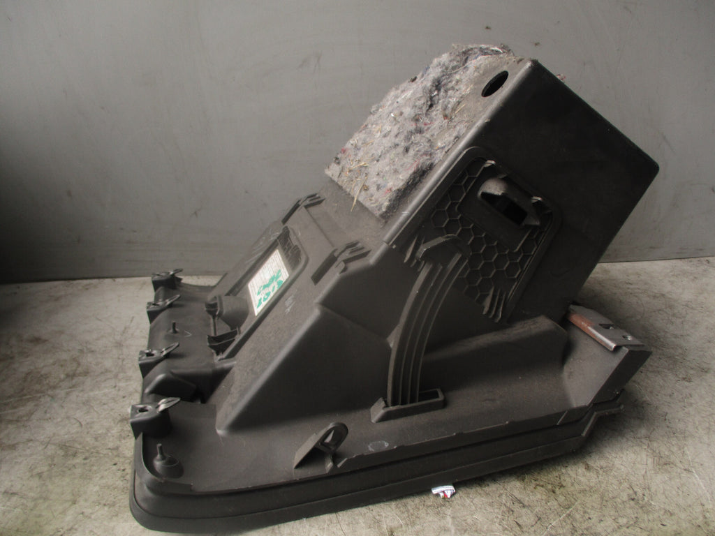2013 NISSAN CUBE PASSENGER SIDE GLOVE BOX