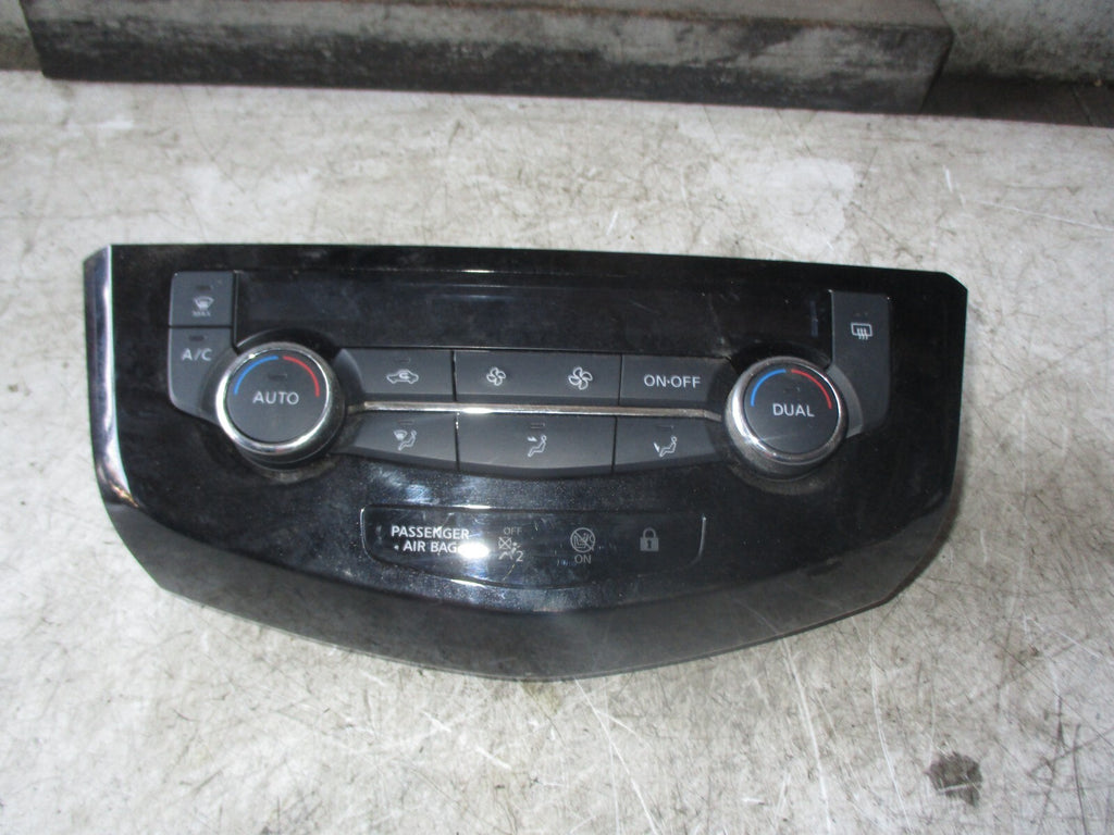 NISSAN QASHQAI J11 MK2 2021 HEATER AC CLIMATE CONTROL SWITCH PANEL 27500HV00A