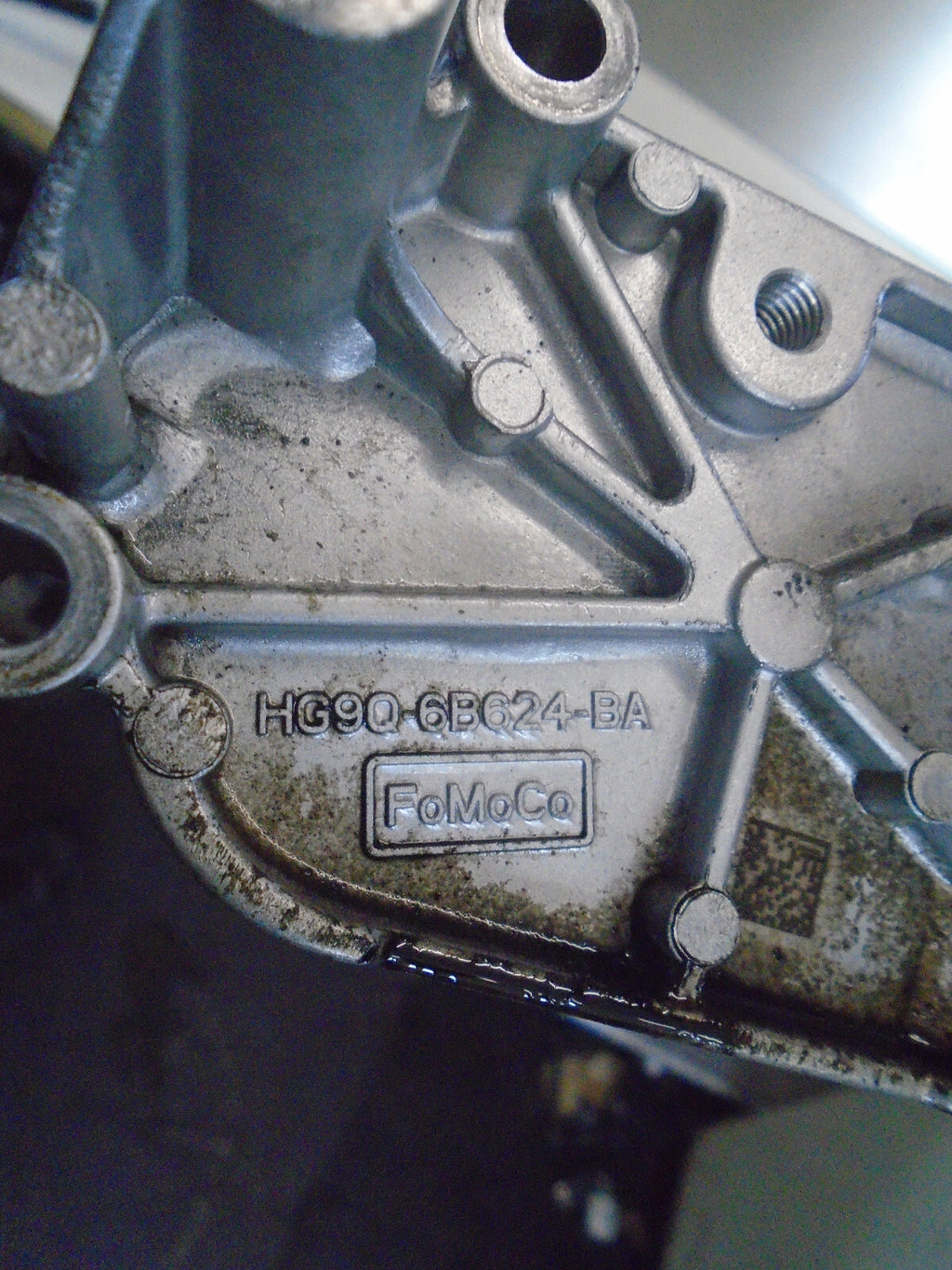 2020 FORD GALAXY MK4 OIL COOLER BRACKET HQ9Q9B624BA