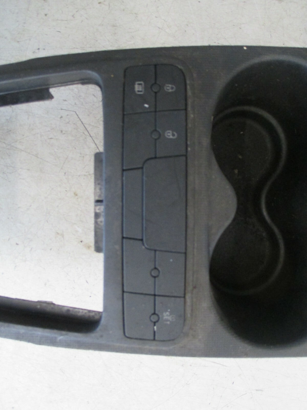 SEAT IBIZA 2015 MK4 6J CENTRE CONSOLE SURROUND TRIM CUP HOLDER SWITCH 6J0858331
