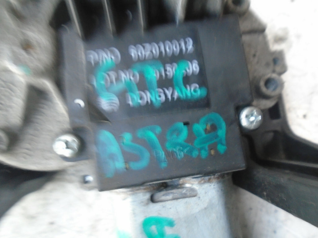 VAUXHALL ASTRA GTC 2016 REAR WIPER MOTOR 13395013