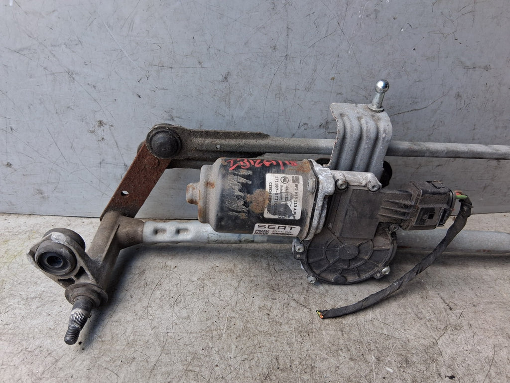 SEAT IBIZA MK5 2018 6F KJ WINDSCREEN WIPER MOTOR WITH LINKAGE 443122456017