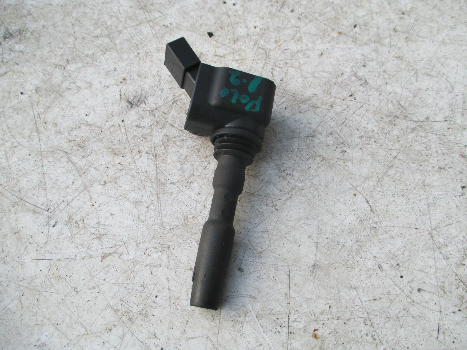 VW VOLKSWAGEN POLO 2017 1.2 PETROL ENGINE IGNITION COIL 04E905110E REF 3