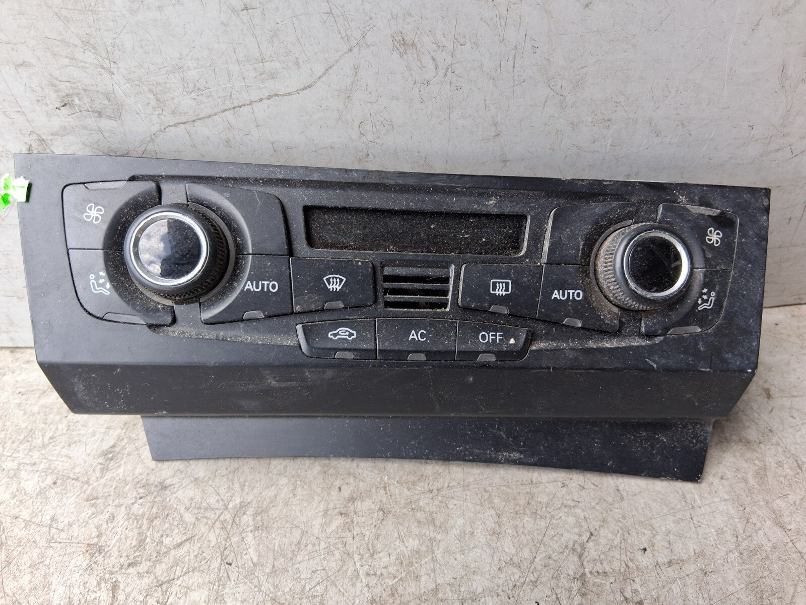 2011 AUDI A4 AC HEATER CLIMATE CONTROL SWITCH PANEL 8T2820043AF