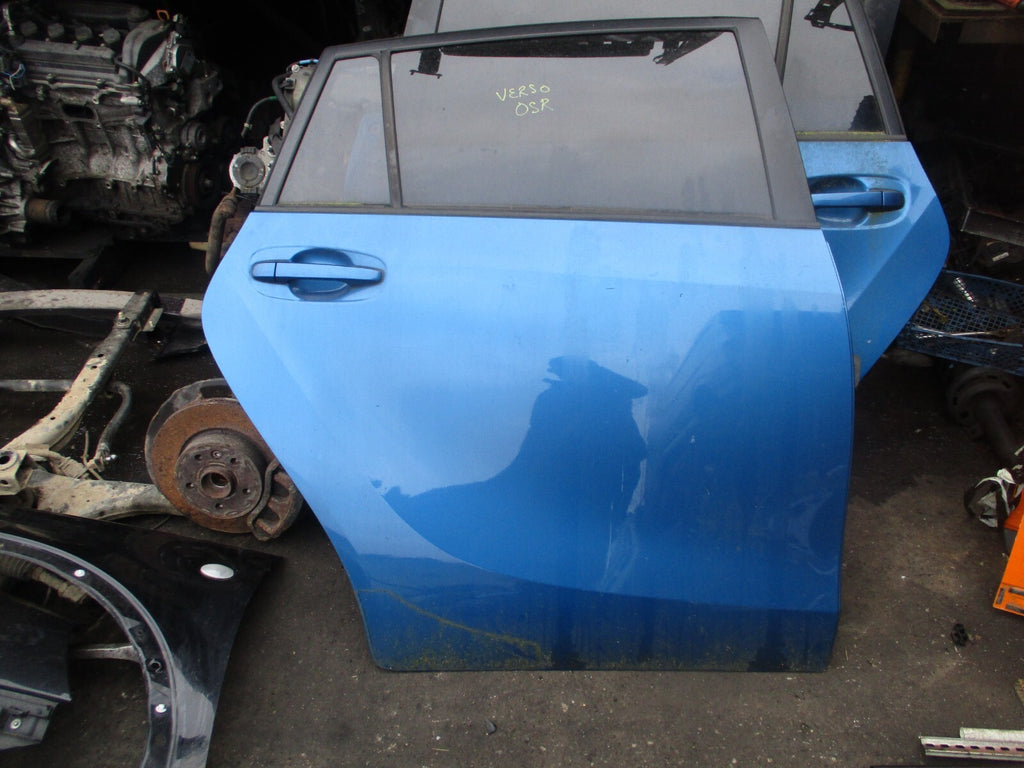 TOYOTA VERSO 2013 OSR DRIVER SIDE REAR COMPLETE DOOR BLUE