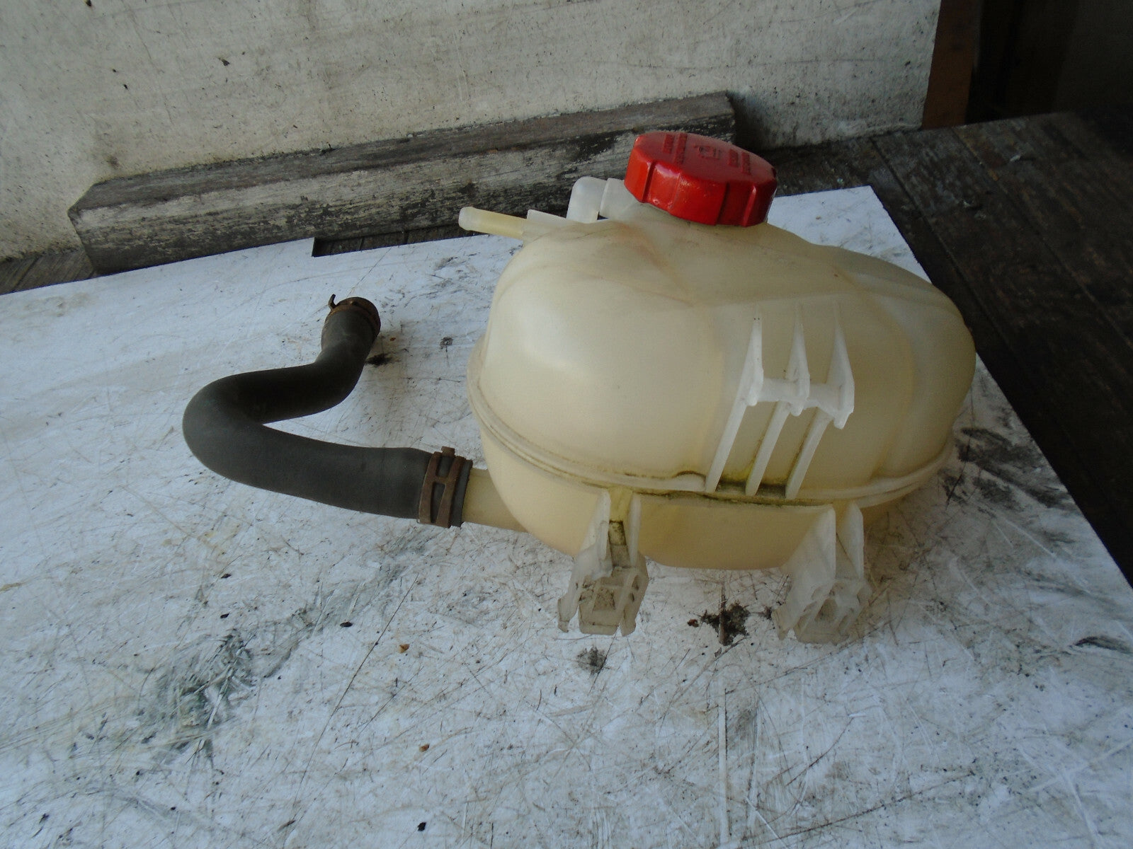 VAUXHALL CORSA D 2013 1.3 PETROL COOLANT WATER EXPANSION TANK 55702164