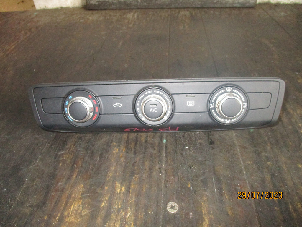 AUDI A3 2013 HEATER CONTROL PANEL SWITCH 8V0820047B