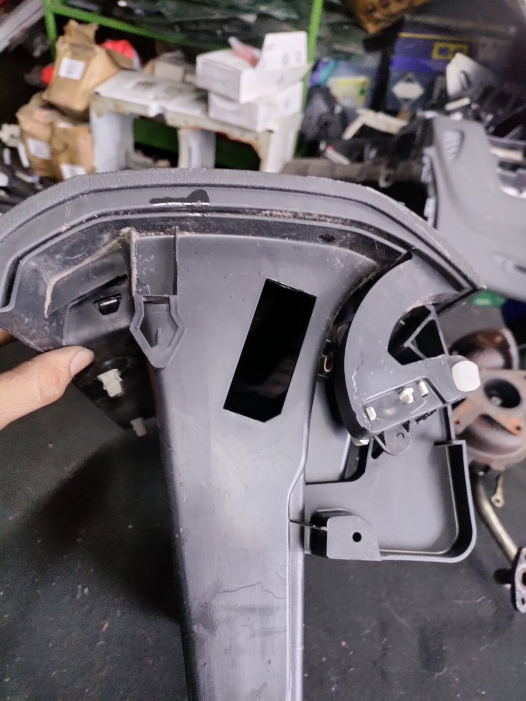 TOYOTA PROACE 2021 NS PASSENGER SIDE STORAGE COMPARTMENT GLOVEBOX 1745684X
