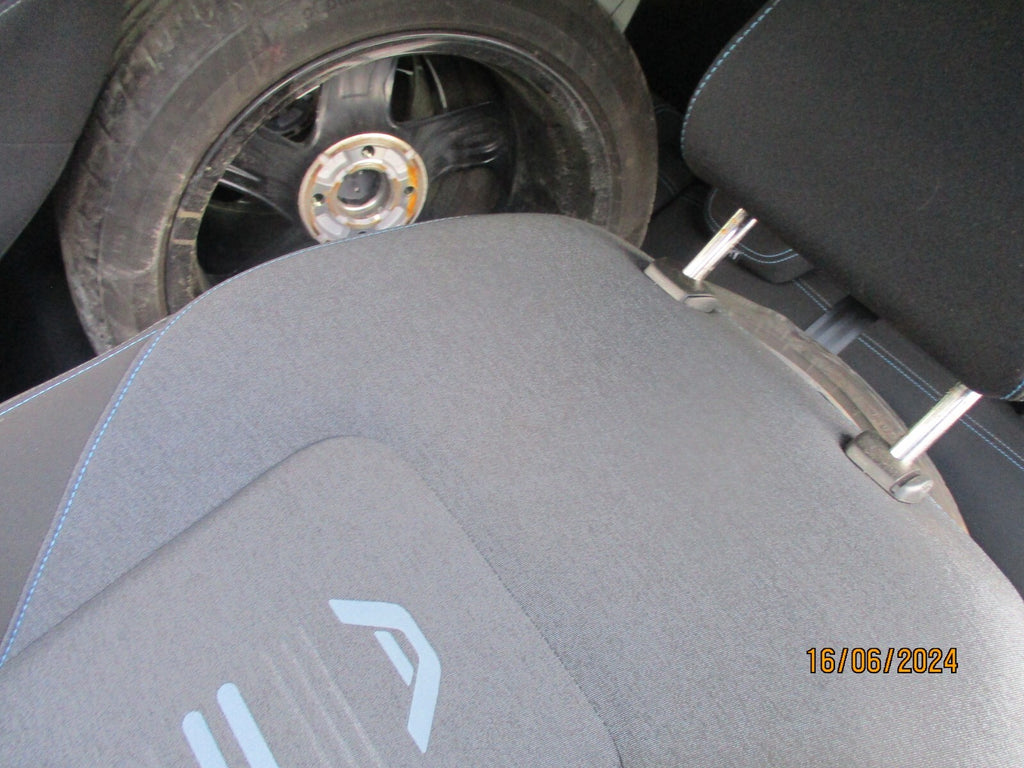 FORD FIESTA MK8 2023 NSF PASSENEGR SIDE FRONT COMPLETE SEAT FABRIC