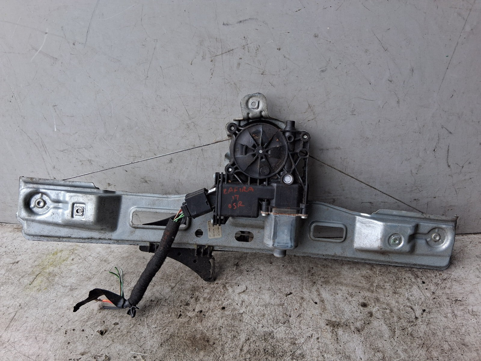 2017 ZAFIRA C TOURER OSR PASSENGER SIDE REAR WINDOW MOTOR & REGULATOR 13260142