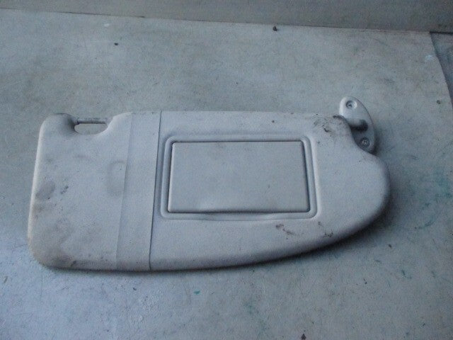 2007 FORD FOCUS SUN VISOR OS DRIVERS SIDE FRONT SUN VISOR