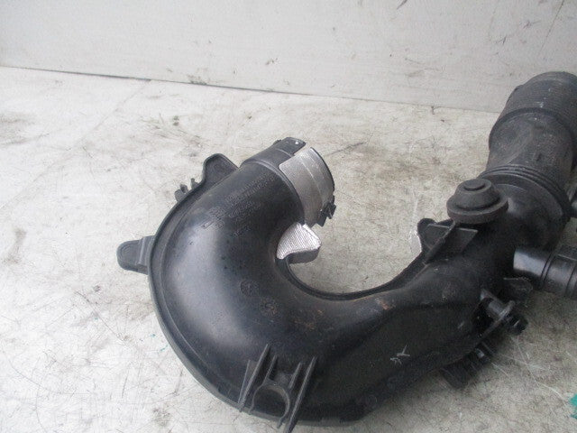 2018 MERCEDES BENZ A CLASS AIR INTAKE PIPE A2700901029