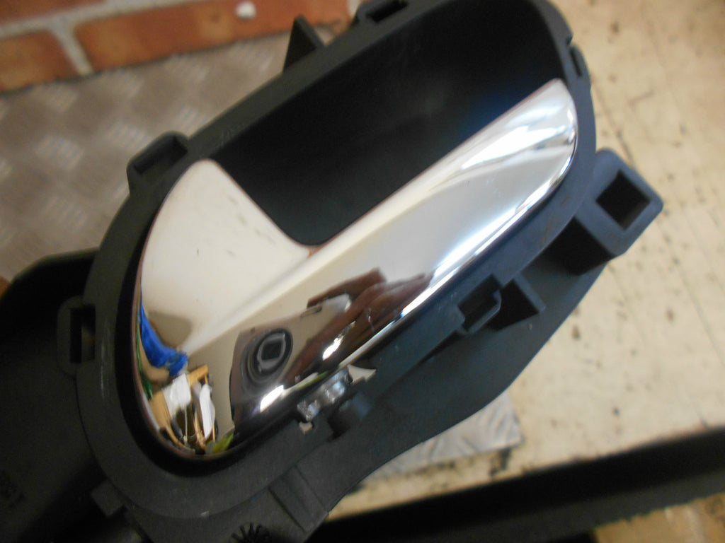 PEUGEOT 407 COUPE 2006 NS PASSENGER SIDE INTERIOR DOOR HANDLE 96526178VD