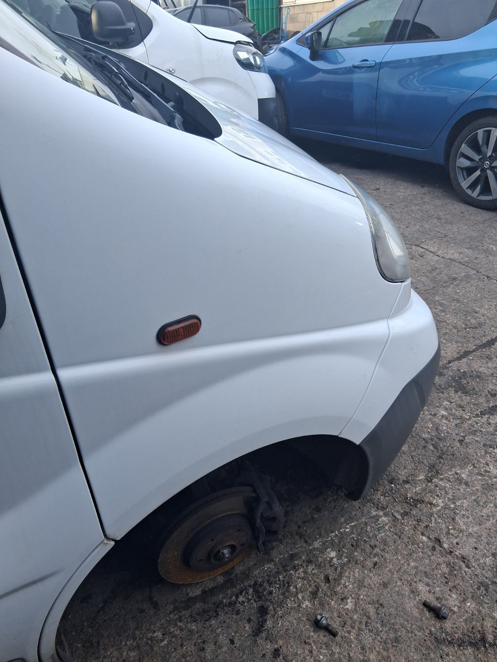 2014 VAUXHALL VIVARO MK1 OSF DRIVER SIDE FRONT RIGHT WING PANEL WHITE