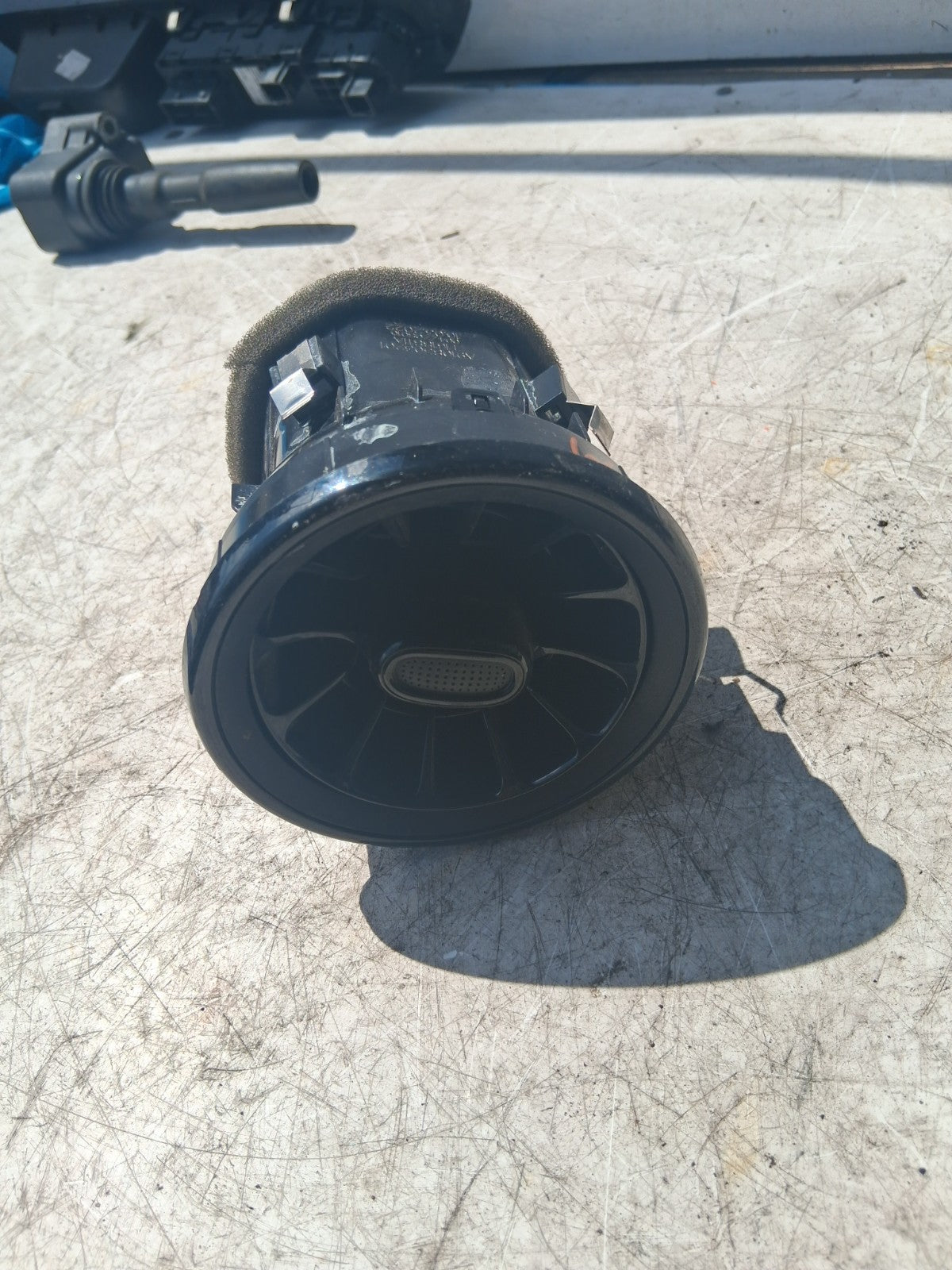 2022 MERCEDES BENZ SPRINTER W907 FRONT DASHBOARD AIR VENT A9108303201