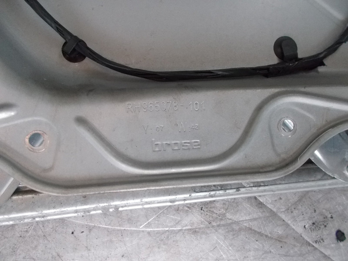 FORD C-MAX FRONT OS/ DRIVER SIDE WINDOW MOTOR REGULATOR MECHANISM 7M51R045H16A