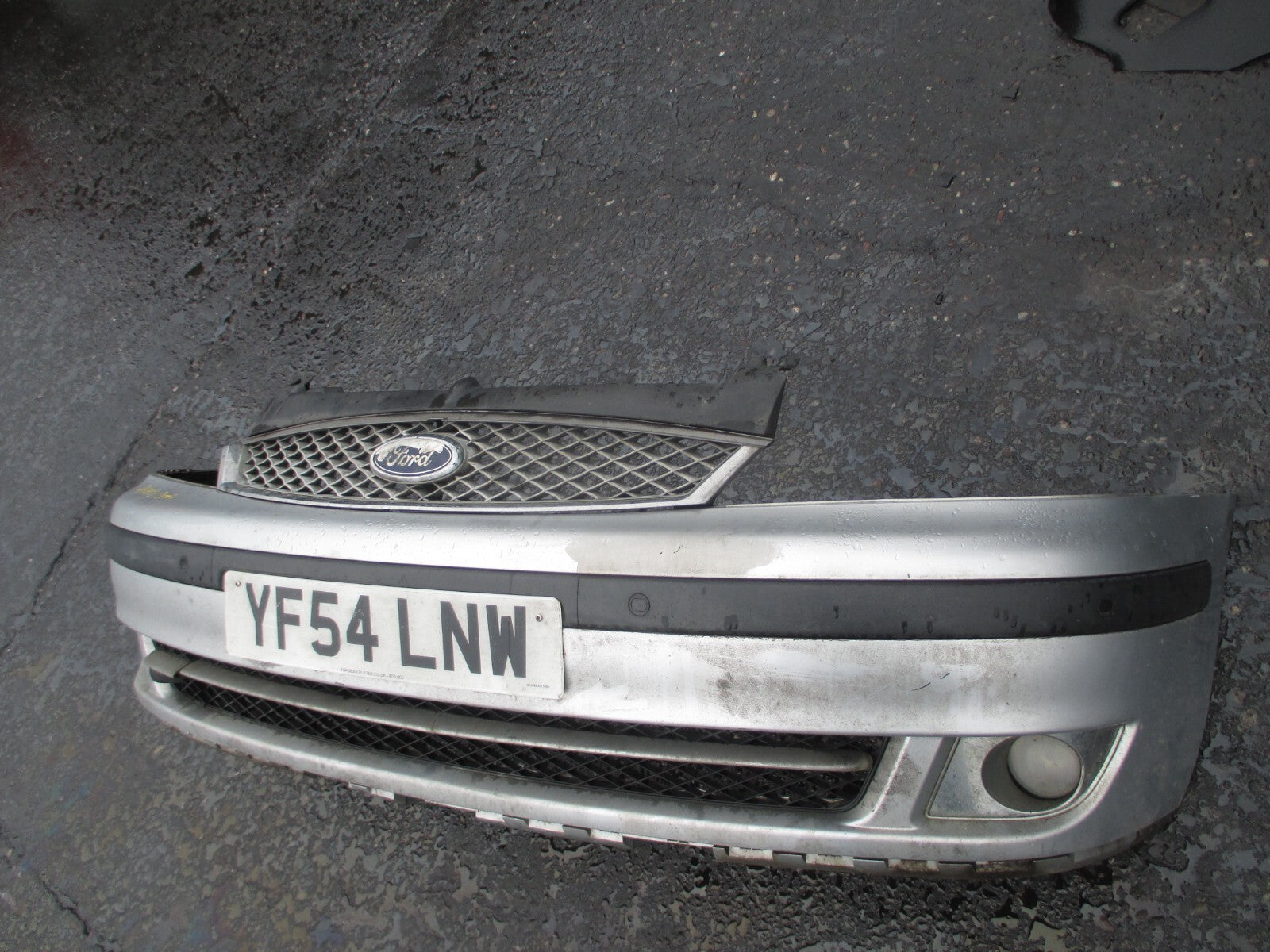 FORD GALAXY MK2 2004 FRONT COMPLETE BUMPER GREY