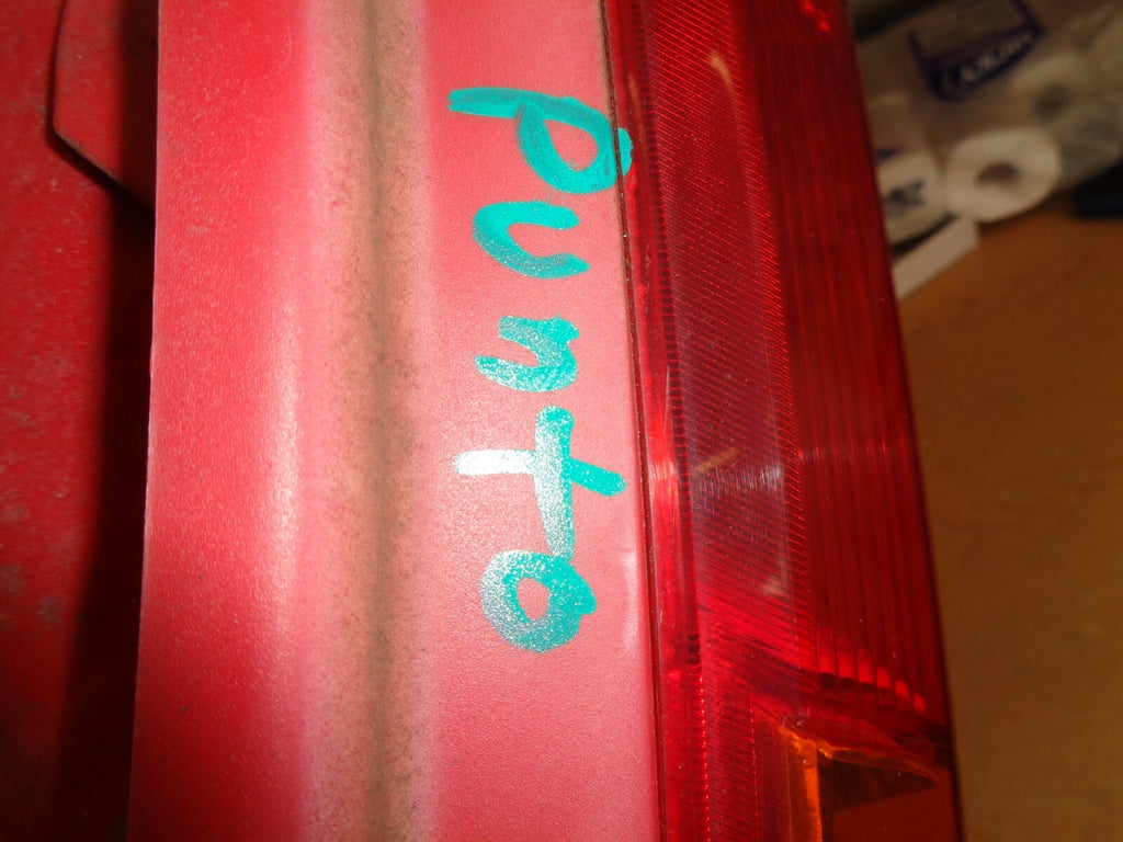 FIAT PUNTO MK2 3 DOORS OSR DRIVER SIDE REAR TAIL LIGHT
