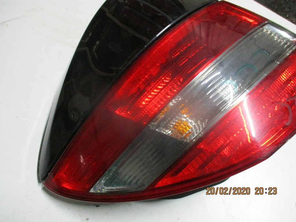 MERCEDES CLC CLASS CL203 2010 NSR PASSENGER SIDE REAR BRAKE LIGHT A2038205164KZ