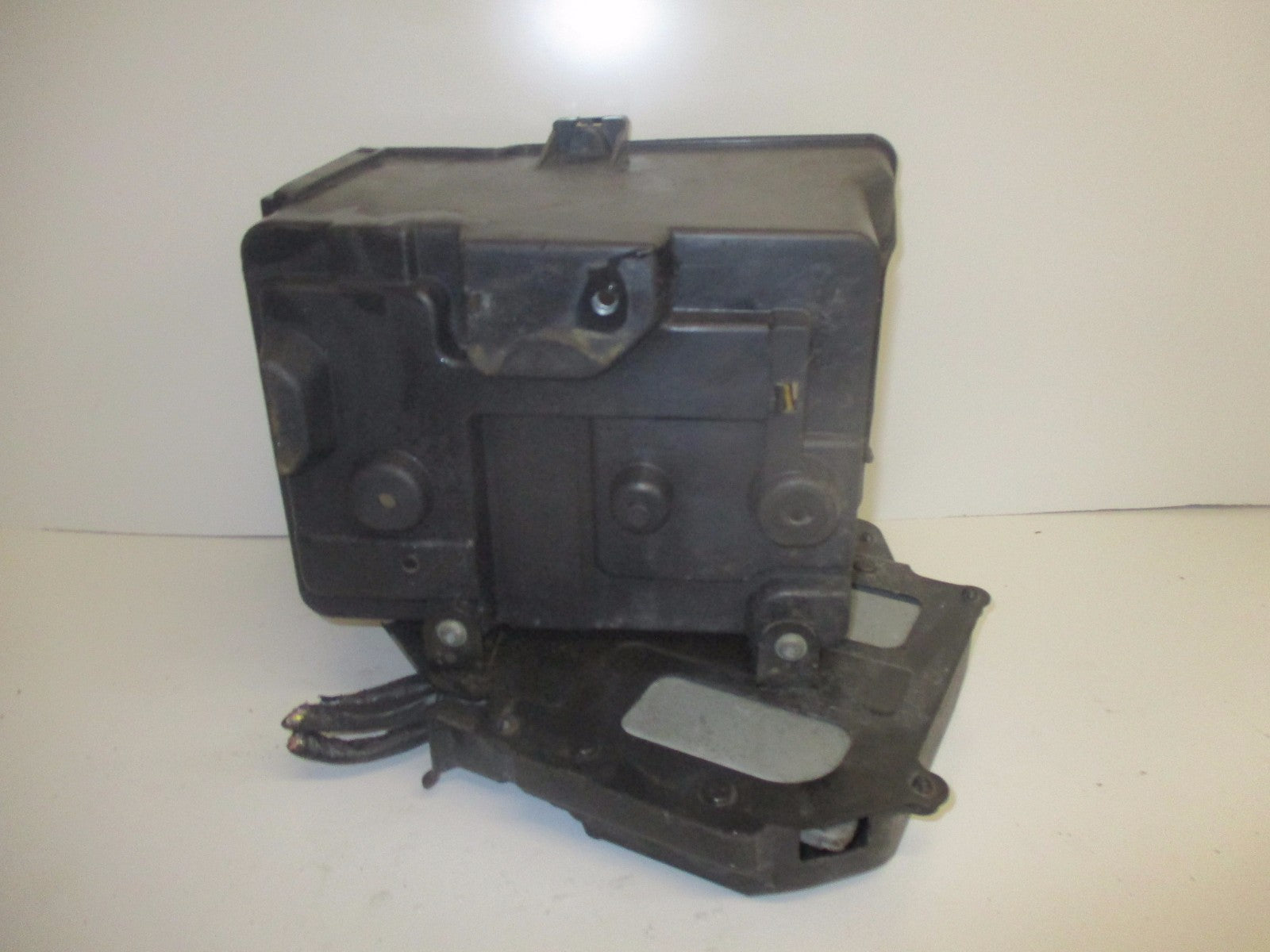FORD FIESTA 2009 1.6 TDCI ECU MODULE 8V2112A532AA