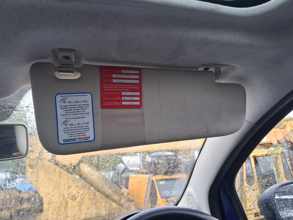 2010 FIAT 500 LOUNGE MK1 OSF DRIVER SIDE FRONT RIGHT SUN VISOR SHADE
