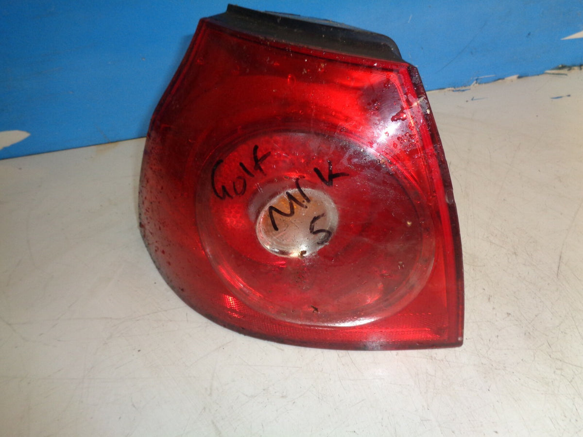 VW VOLKSWAGEN GOLF MK5 NSR PASSENGER SIDE REAR TAIL LIGHT 1K6945095E