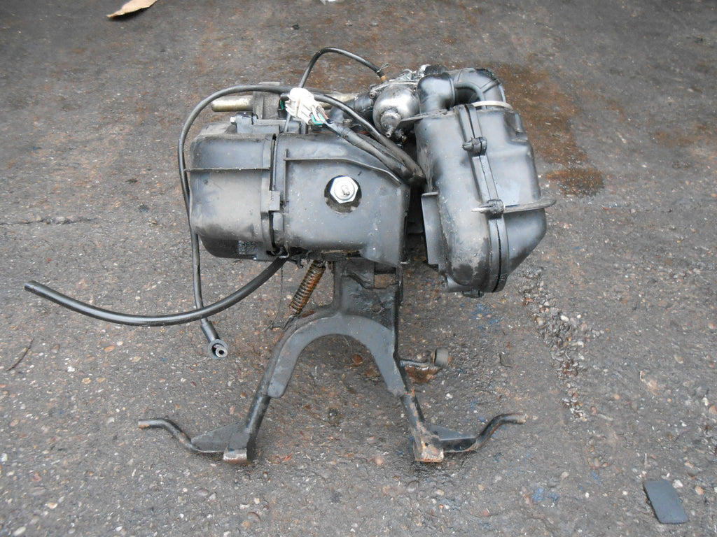 GENERIC XOR 50 2011 50CC 2T TWO STROKE COMPLETE ENGINE CARB STARTER GE1E4OQMB4