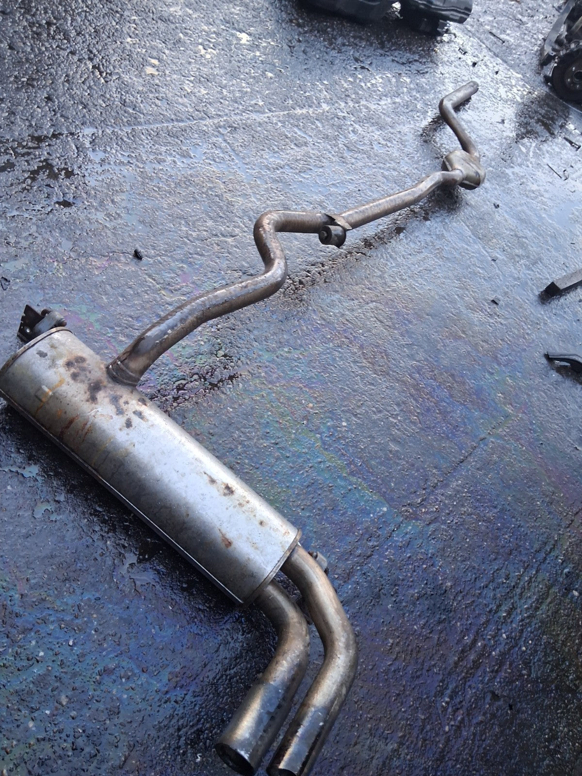 2010 BMW 5 SERIES F10 2.0 DIESEL EXHAUST PIPE BACK BOX 8515027
