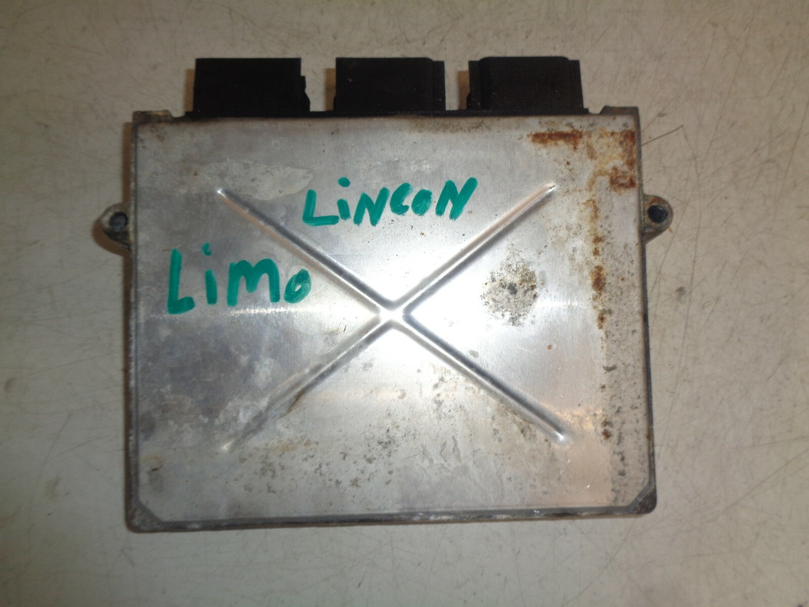 LINCOLN TOWN CAR LIMOUSINE CAR 2006 ENGINE CONTROL UNIT 6W1A12A650AFB