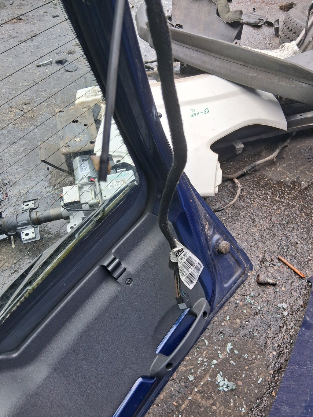 2005 VAUXHALL CORSA C COMPLETE REAR TAILGATE BOOTLID BLUE