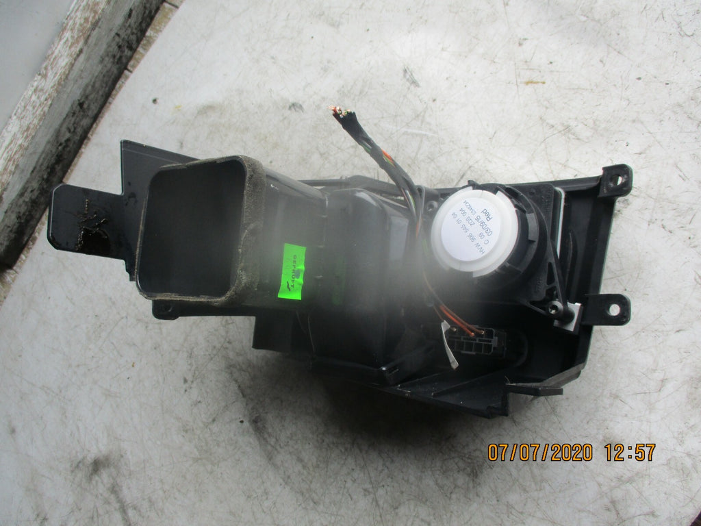 VW VOLKSWAGEN 2015 CRAFTER MK1 DRIVER SIDE FRONT AIR VENTS A9068300754