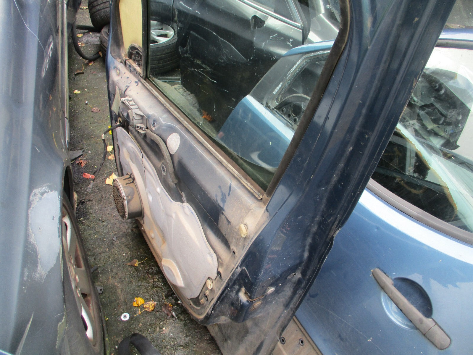 2009 PEUGEOT PARTNER MK2 OSF DRIVER SIDE FRONT BARE DOOR BLUE