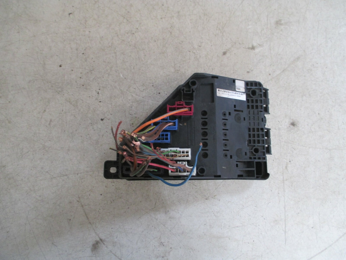 MG ZT-T 190 2002 FUSE BOX