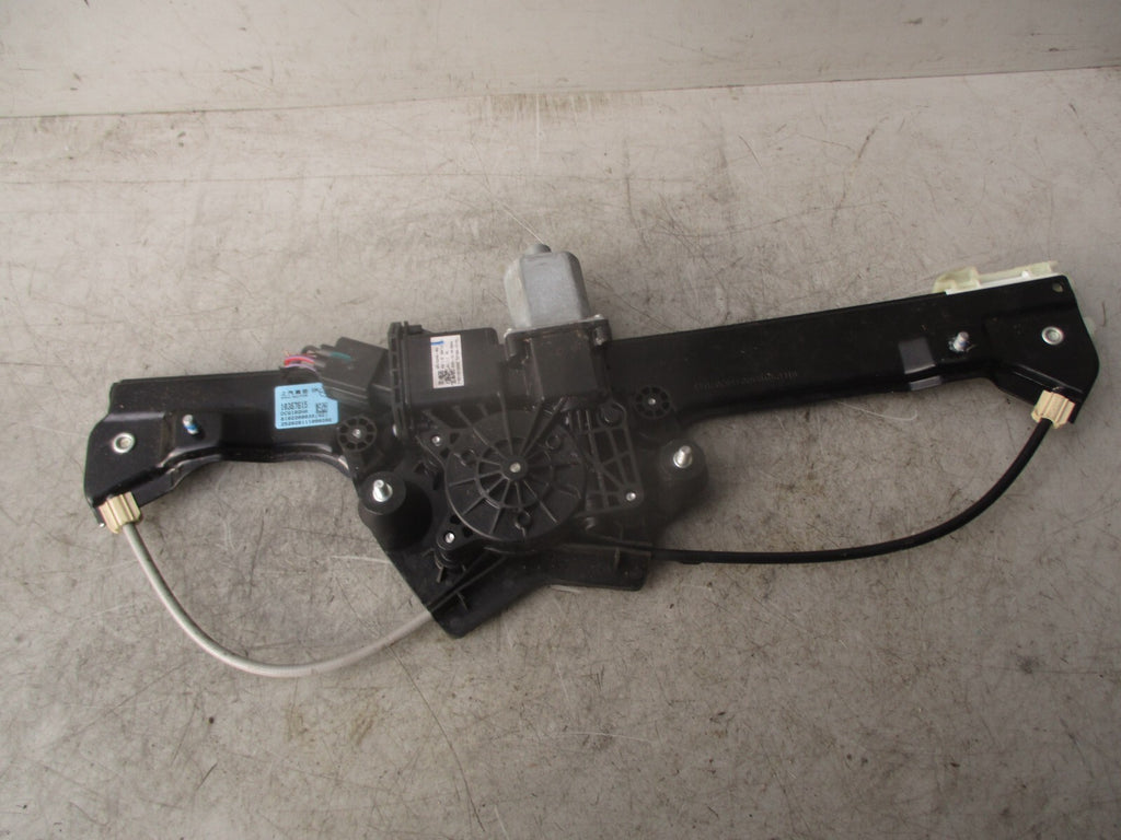 2021 MG HS NSR PASSENGER SIDE REAR LEFT WINDOW MOTOR & REGULATOR  10367615