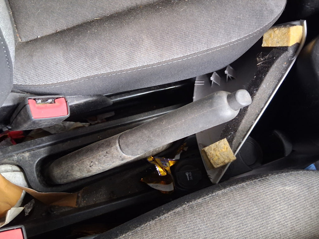 2019 FIAT FIORINO QUBO 1.4 PETROL MANUAL HANDBRAKE PARKING BRAKE LEVER MECHANISM