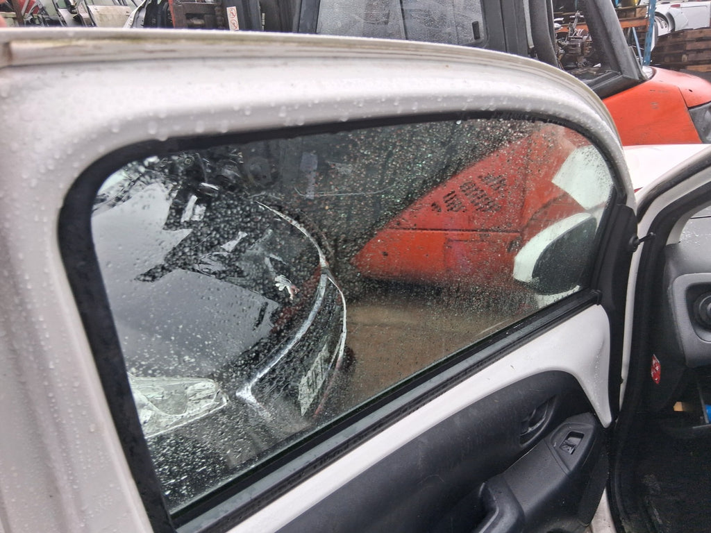2019 PEUGEOT 108 3 DOOR MK2 NS PASSENGER SIDE LEFT WINDOW GLASS