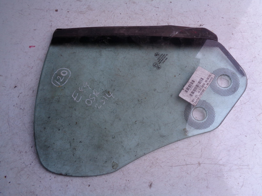 BMW E89 Z4 2009-16 NS PASSENGER SIDE QUARTER WINDOW GLASS