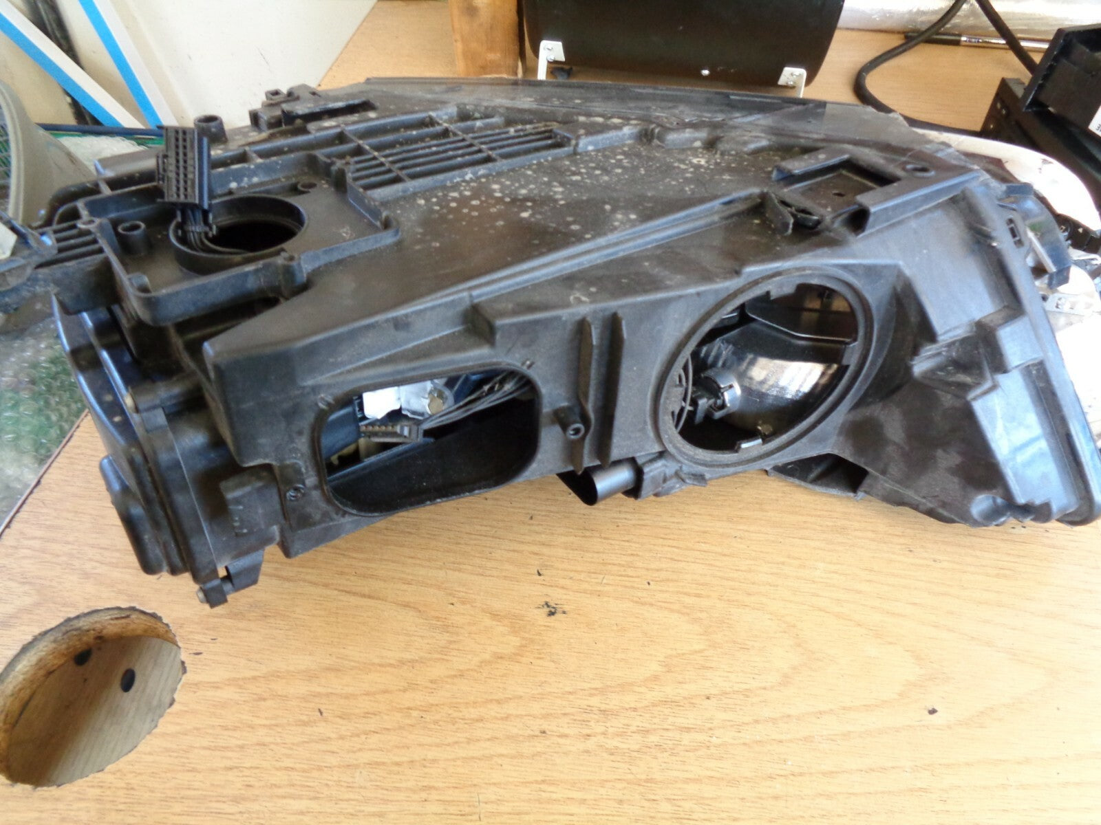 AUDI Q3 2017 MK1 DRIVER SIDE FRONT HEADLIGHT XENON LED HEADLIGHT DAMAGED