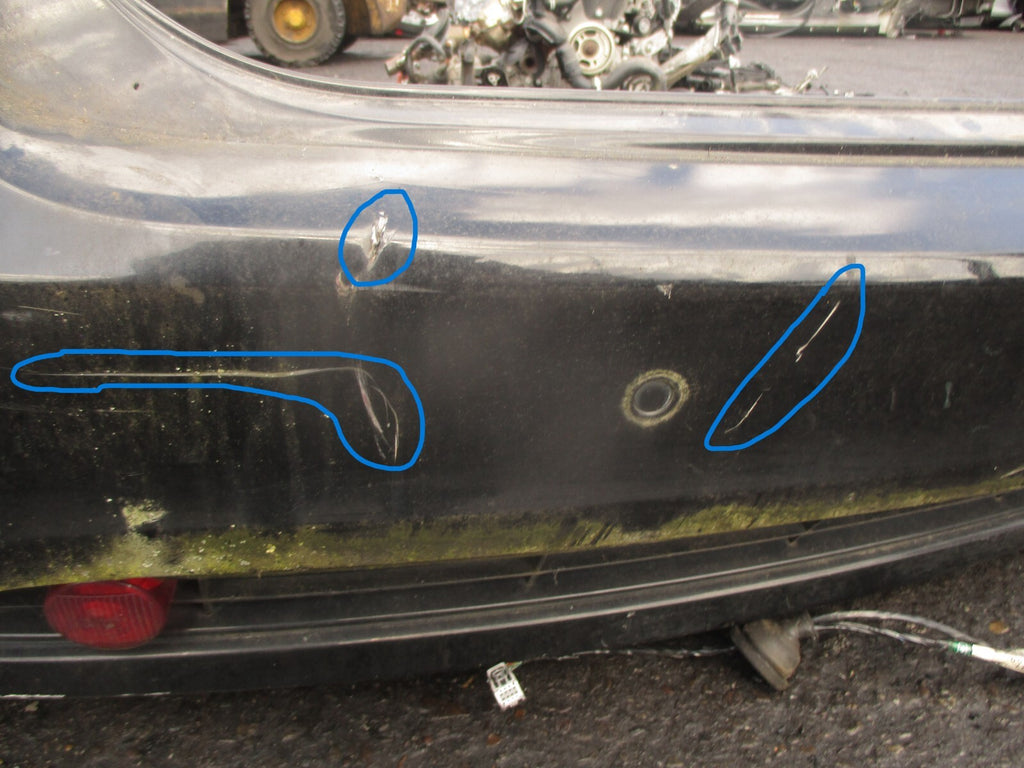 2010 FORD DORCHESTER COLEMAN MILNE REAR BUMPER COMPLETE BLACK