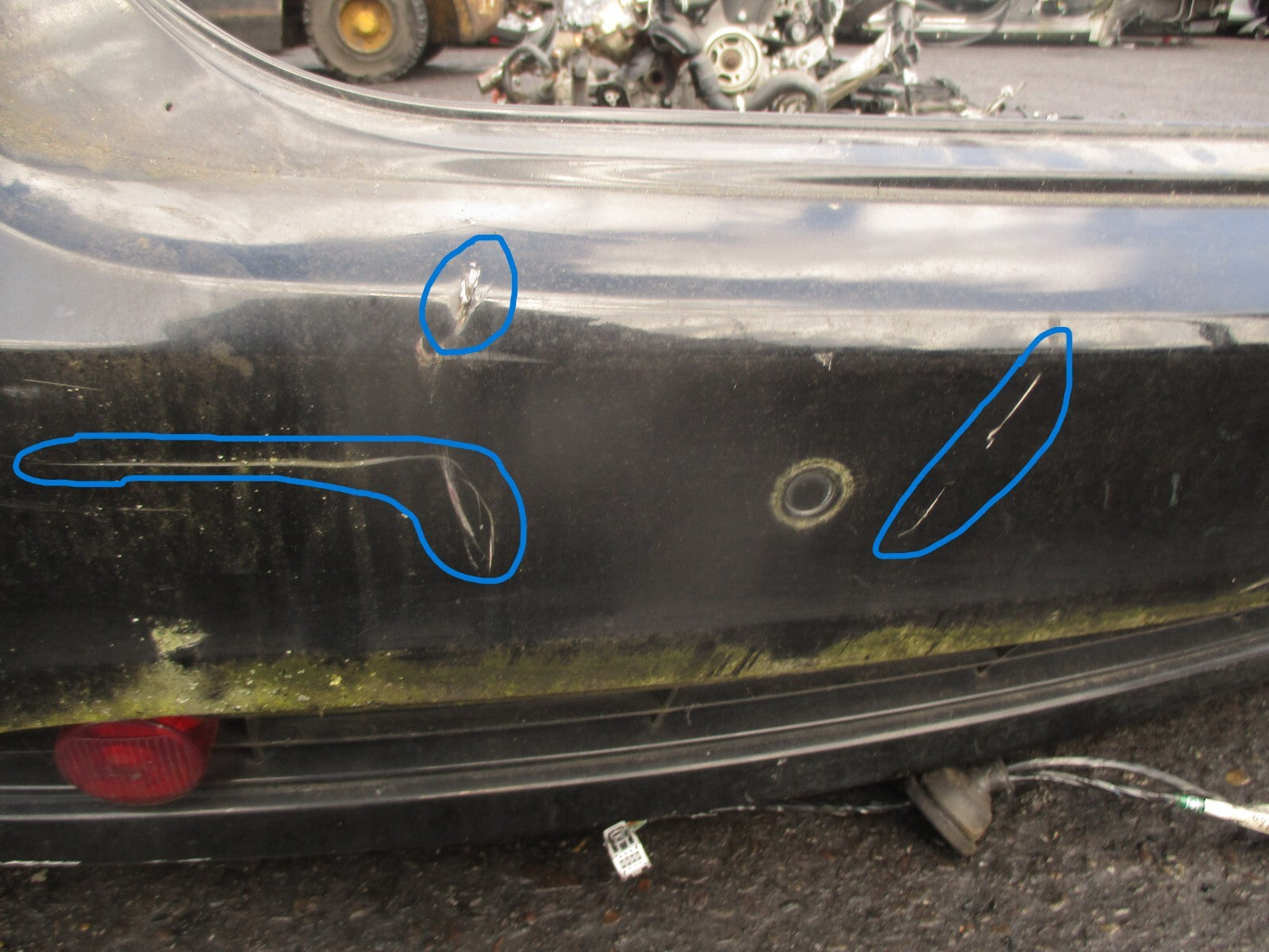 2010 FORD DORCHESTER COLEMAN MILNE REAR BUMPER COMPLETE BLACK