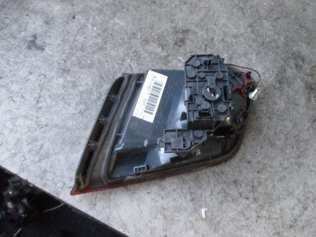 2012 BMW 5 SERIES F10 NSF PASSENGER SIDE REAR INNER TAIL LIGHT 7203225