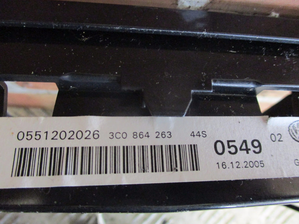 VW PASSAT B6 2006 GEAR SELECTOR SURROUND TRIM 3C0864263