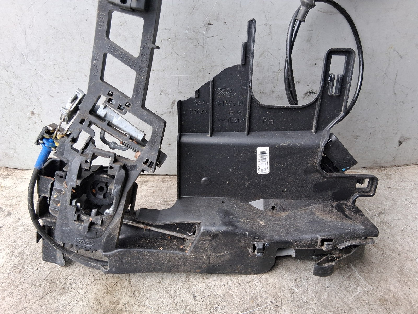 FORD FIESTA MK7 2015 OSF DRIVER SIDE FRONT DOOR LOCK MECHANISM AM5AU21812CE